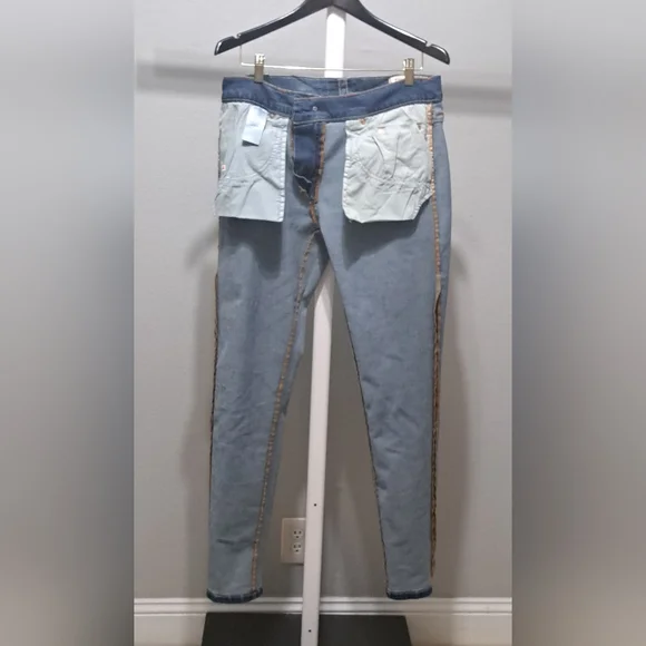 True Religion Men's Jeans Rocco Size 31.